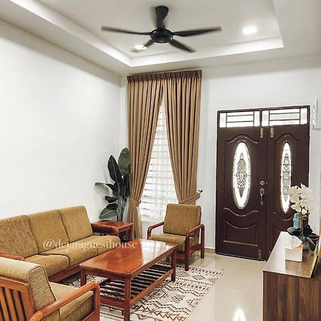De Jara Guesthouse Dungun For Malay Exterior photo